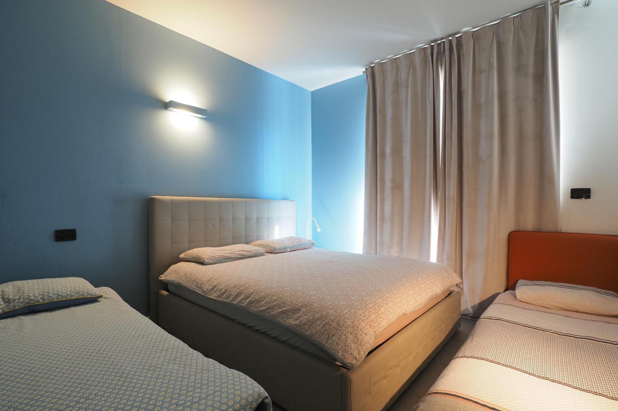 Center - Modern Flat With Free Parking And Wifi - A Apartment *