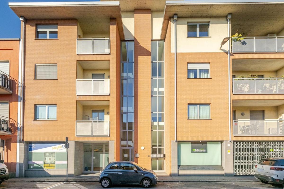 Apartment Center - Modern Flat With Free Parking And Wifi - A
