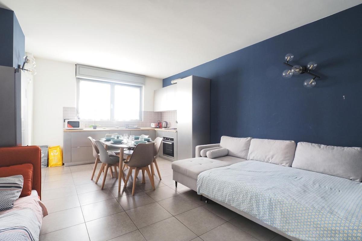 Center - Modern Flat With Free Parking And Wifi - A Apartment *