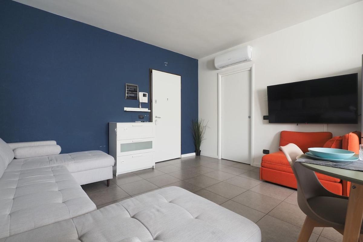 Center - Modern Flat With Free Parking And Wifi - A Apartment *
