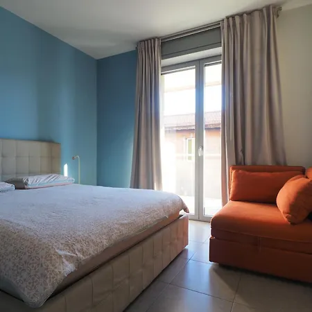 City Center - Modern Flat With Free Parking And Wifi - Apt A Bergamo Exterior foto