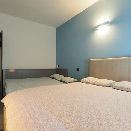 City Center - Modern Flat With Free Parking And Wifi - Apt A Bergamo Exterior foto